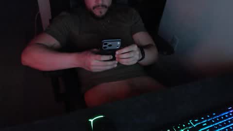 sir2tuggz online show from December 3, 10:38 am