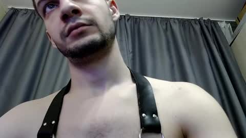 Sir Damien online show from April 22, 9:33 pm