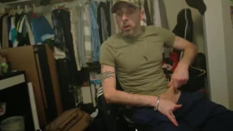 Danny skiff online show from April 6, 9:49 pm