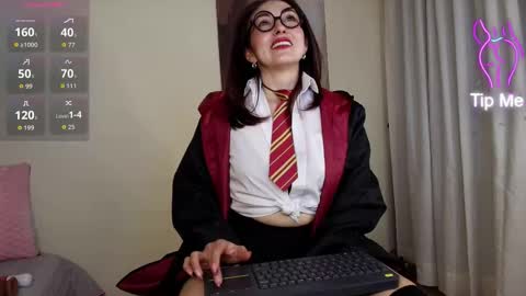 siren indira online show from October 31, 8:42 pm