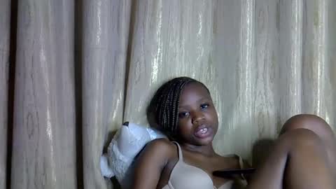 shannie online show from November 27, 1:02 am