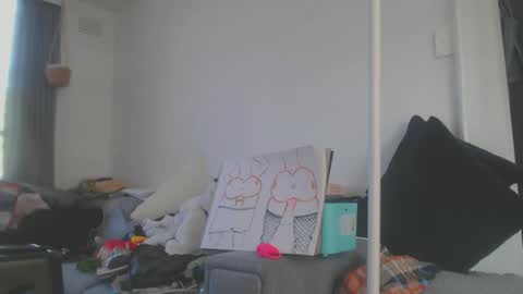 Snapshot of sissyboilooking chatting on February 17, 9:43 pm RESPONDS WELL TO ... online show from February 17, 9:43 pm