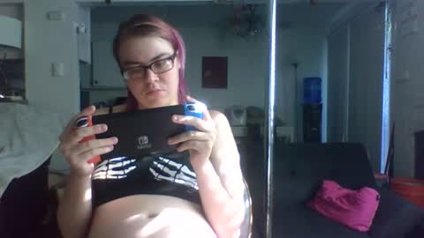 ShyGamerGurl online show from July 31, 12:44 am