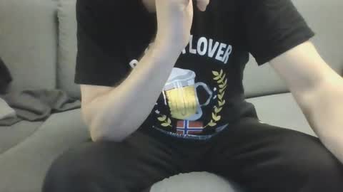 Snapshot of sissyboyforyoui chatting on February 15, 10:31 pm looking for older male ore female to use me sexually and be good to me ahhhhh online show from February 15, 10:31 pm