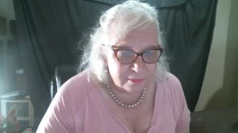 Sissy Diane online show from September 28, 11:36 pm