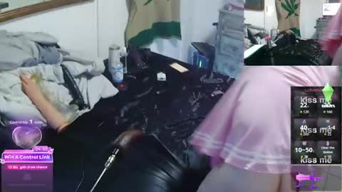 sissyjolcia online show from July 13, 12:03 am