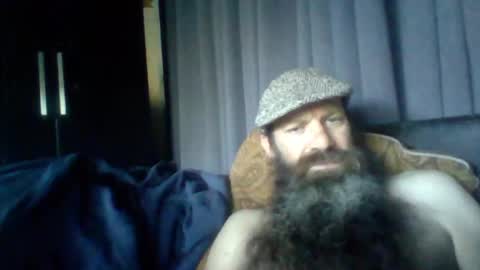 sitonmybeardxxx online show from June 6, 12:11 pm