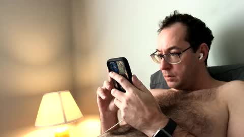 sixfootseven online show from December 2, 6:38 pm