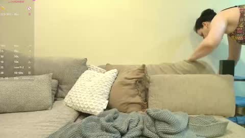 sizzlemewet online show from January 11, 7:49 am