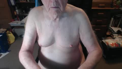 sjbottomboi online show from May 26, 12:55 pm