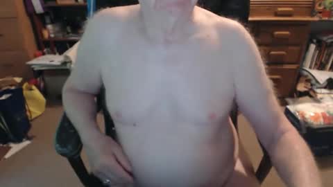 sjbottomboi online show from May 28, 2:37 pm