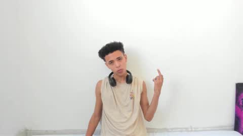 skady_coronado online show from December 21, 5:40 pm