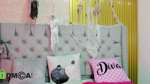 Skarlet online show from October 23, 6:31 pm