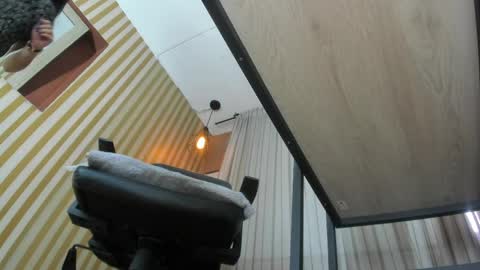 skarlettbarnes online show from April 13, 12:09 pm