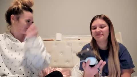 skiimaskabby online show from November 8, 2:47 am