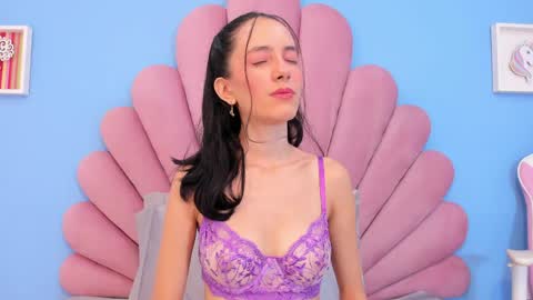 Abby  online show from April 18, 3:30 am