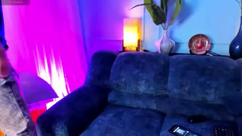 Mac online show from March 23, 2:22 pm