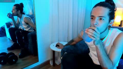 Mac online show from April 12, 2:32 pm