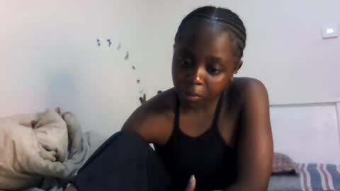 Munah online show from June 21, 7:42 pm