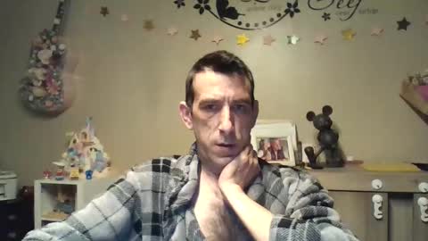 SkinnyBigCock2 online show from April 12, 3:21 am