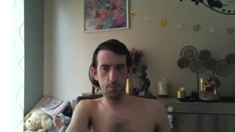 SkinnyBigCock2 online show from February 27, 9:40 am