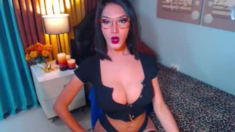 NICOLE online show from September 12, 11:51 pm