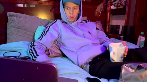 Skittles online show from February 24, 11:43 am