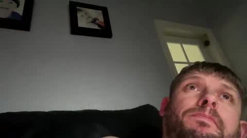 skuzzy25 online show from March 7, 9:40 am