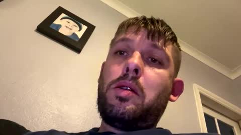 skuzzy25 online show from September 10, 5:52 am