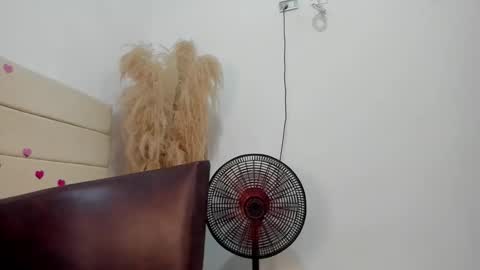 Snapshot of sky_dancer chatting on September 17, 6:17 am Reuben online show from September 17, 6:17 am