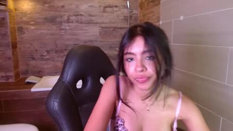 S O F I  online show from January 15, 3:43 pm