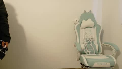 SKYE. online show from September 14, 12:28 pm