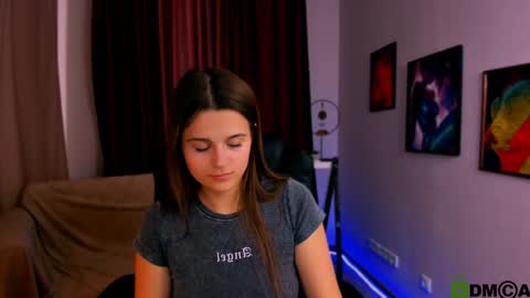 Skyler online show from January 27, 3:15 am