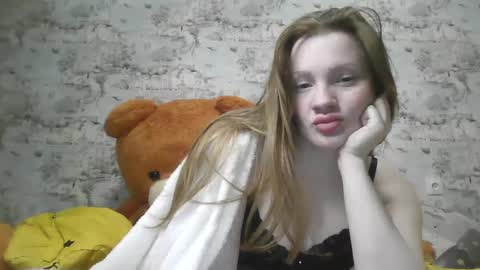 Skyler online show from February 28, 10:17 pm