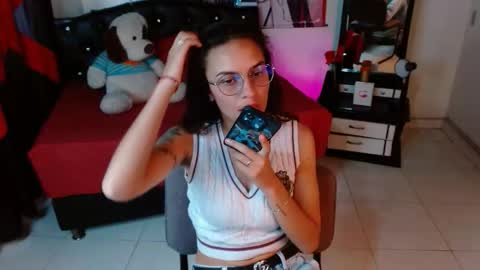 SKY online show from October 27, 7:36 pm