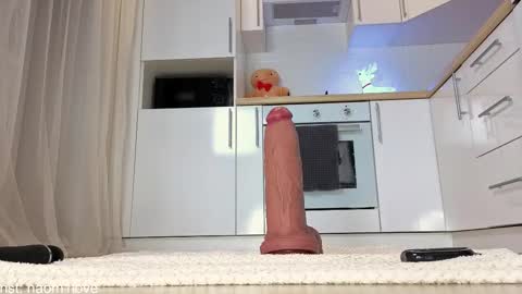 skymuse_ online show from January 17, 4:49 pm