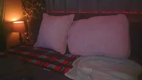 skyonetoo3 online show from November 24, 4:44 am