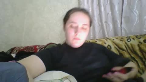 skyressie333 online show from March 20, 6:46 pm