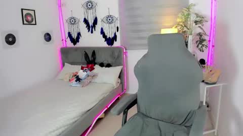 Alexandria my love online show from January 6, 7:51 pm