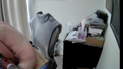 slave2pussy online show from September 23, 11:00 pm