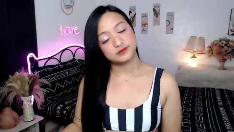 Snapshot of slave_amanda69 chatting on September 29, 3:05 am Queen Cyrine online show from September 29, 3:05 am