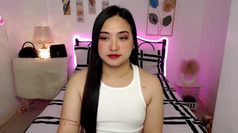 Queen Cyrine online show from March 15, 4:17 am