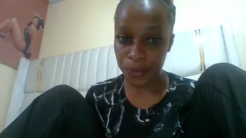 slay  baddie online show from January 17, 12:47 pm