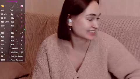 Alice online show from December 3, 7:14 pm