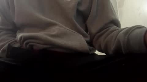 slick2285 online show from October 21, 7:46 am