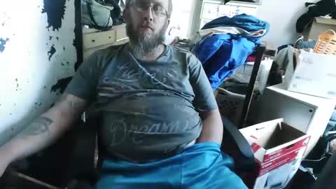 slickwill2391 online show from May 16, 5:33 pm
