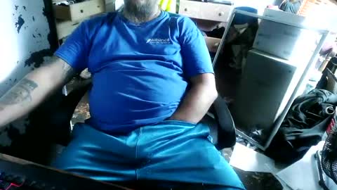 slickwill2391 online show from June 20, 7:42 pm
