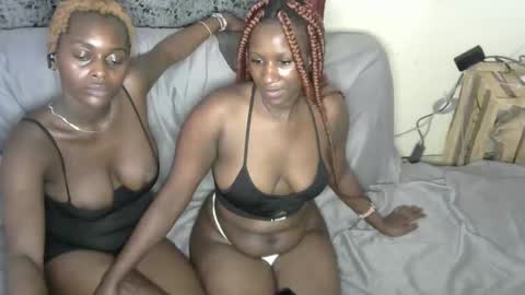 slimandthick1 online show from November 8, 10:35 pm