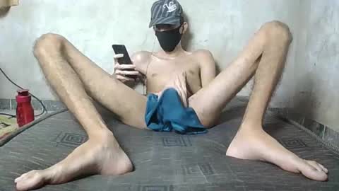 slimdestroyer online show from January 2, 8:46 pm