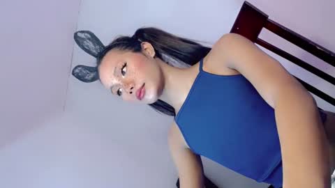 angela online show from June 28, 4:58 pm